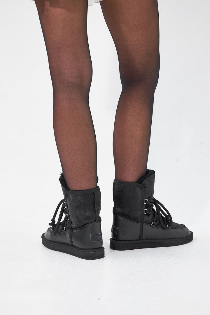 Pegia Lace-up Shearling Women's Boots 191116  - Black