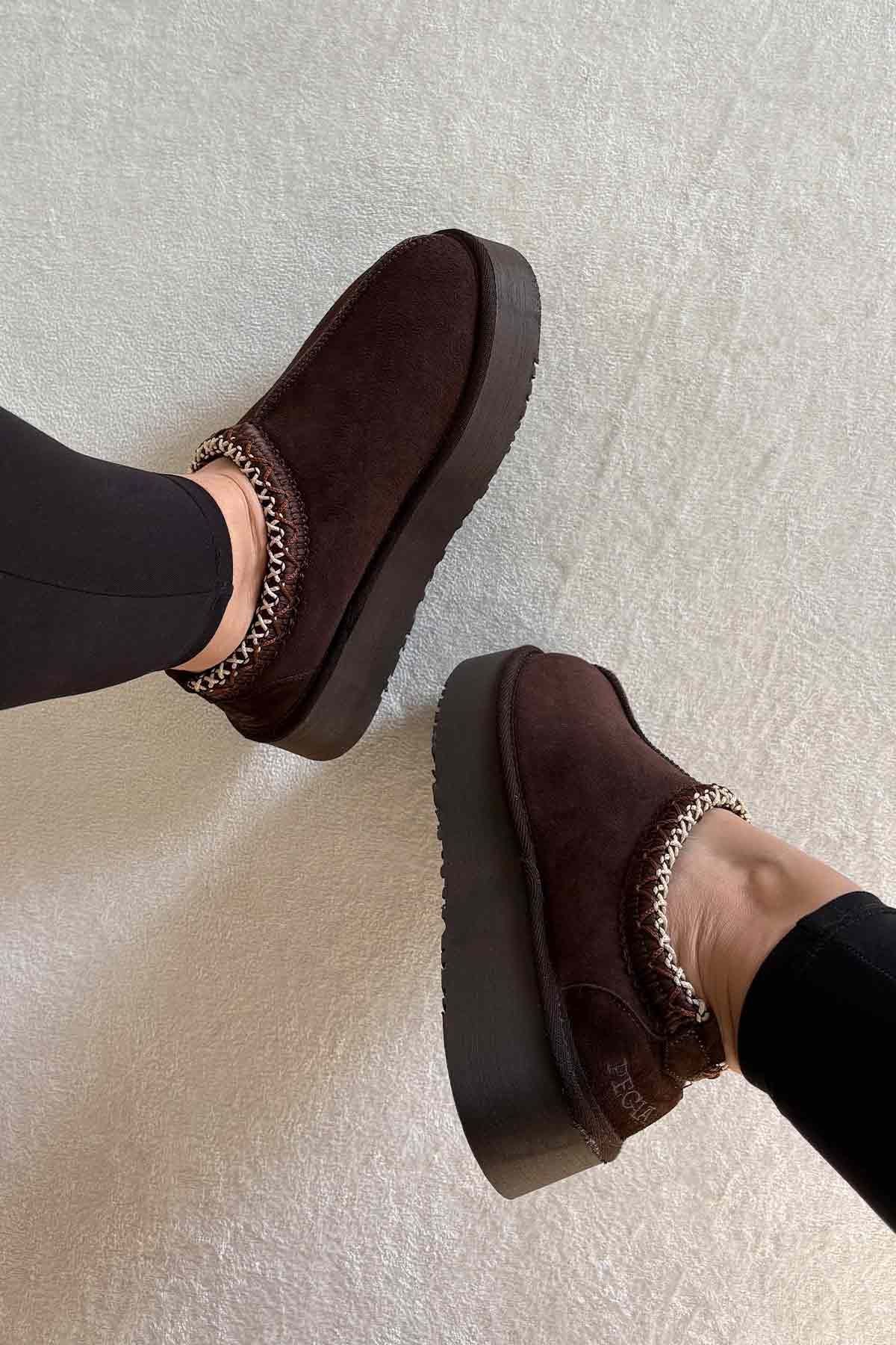 Pegia Sheepskin Women's Mini Boots 191140  - Mocha