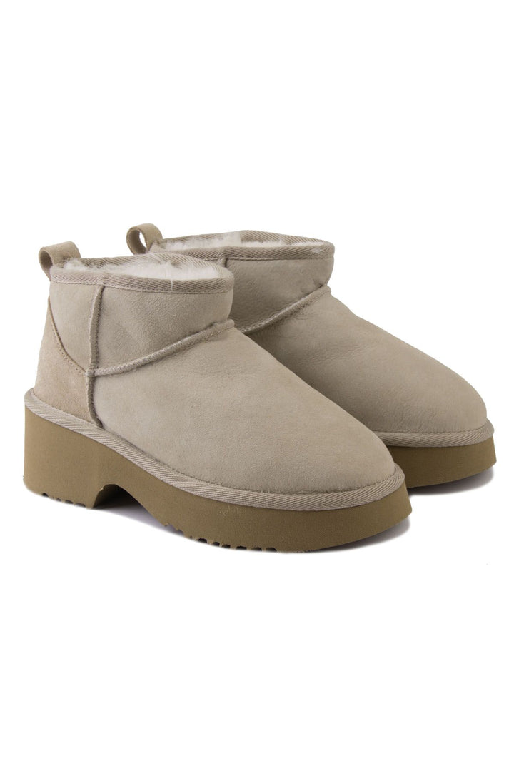Pegia Women's Sheepskin Boots 191156  - Beige