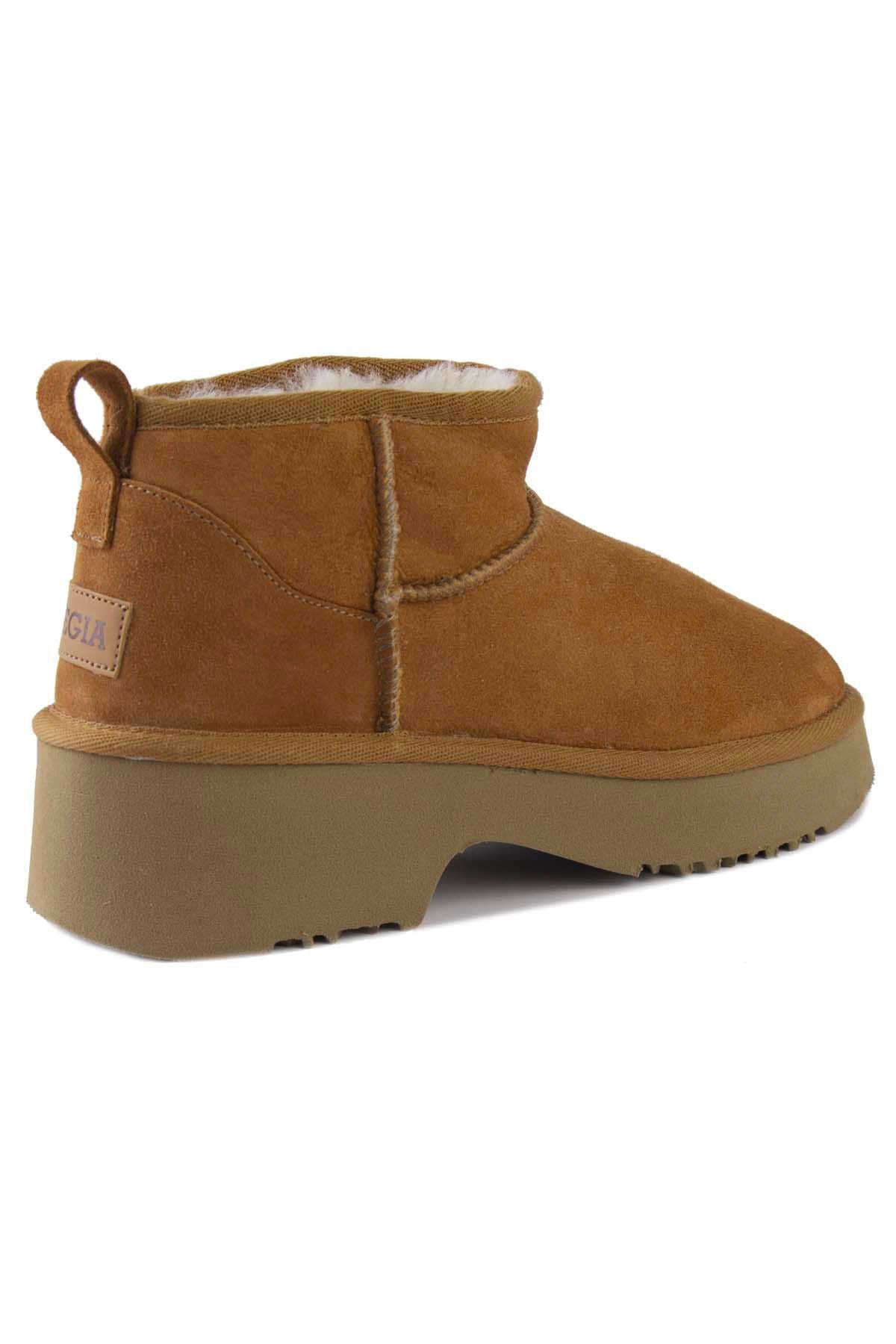 Pegia Women's Sheepskin Boots 191156  - Chestnut
