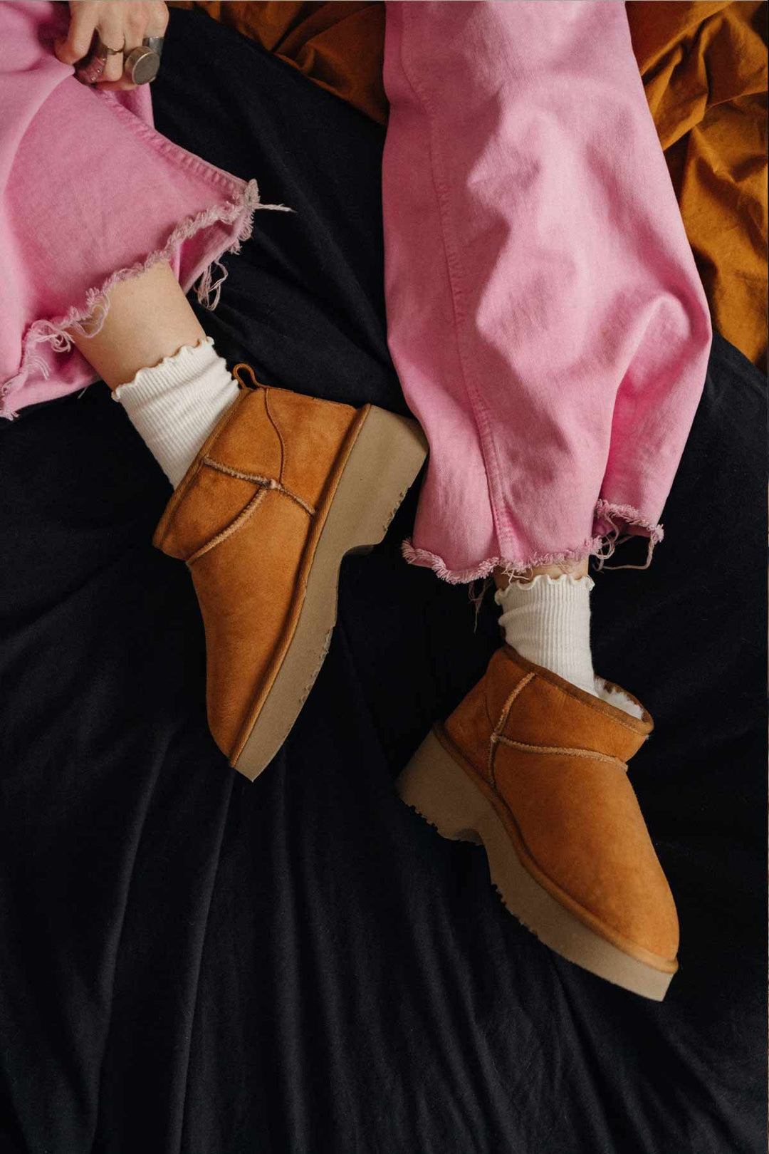 Pegia Women's Sheepskin Boots 191156  - Chestnut