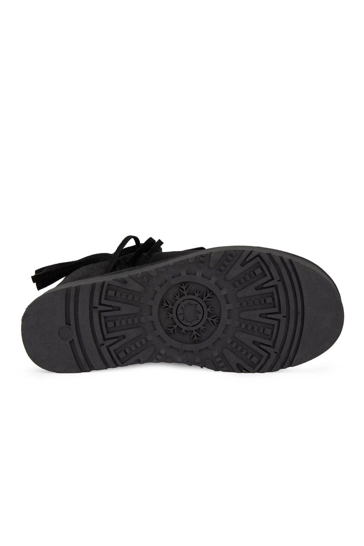 Pegia Fringed Sheepskin Short Boots 191360  - Black