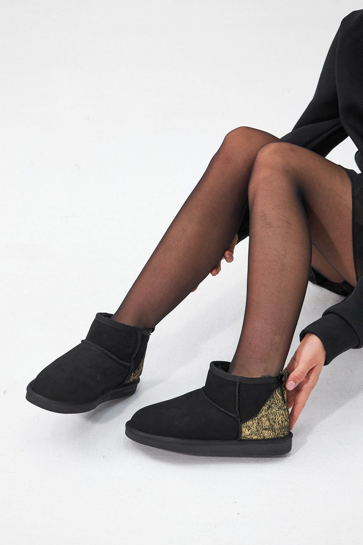 Pegia Heel Detailed Sheepskin Mini Boots 191142  - Gold