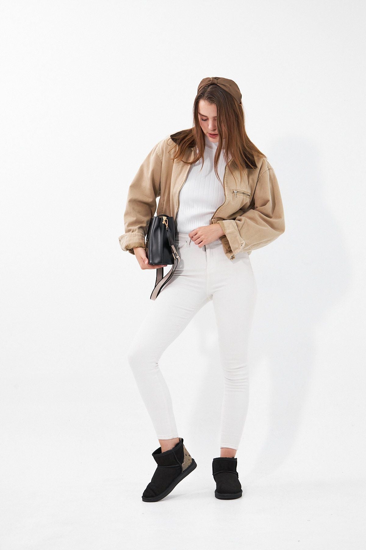 Pegia Heel Detailed Sheepskin Mini Boots 191143  - Beige