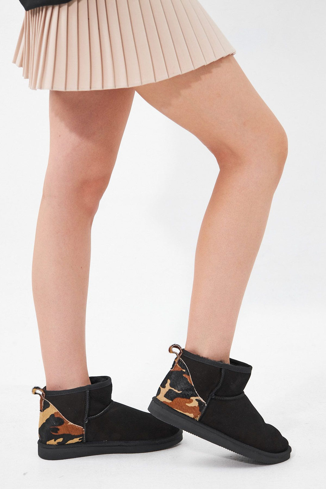 Pegia Heel Detailed Sheepskin Mini Boots 191143  - Choco