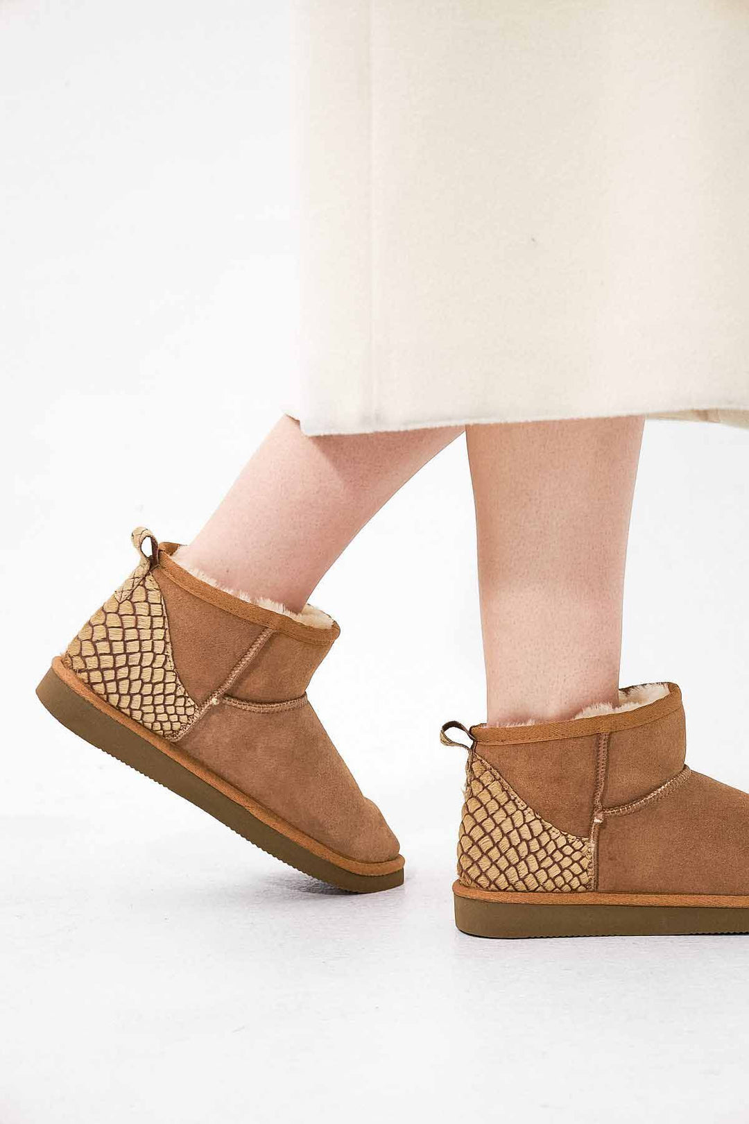 Pegia Heel Detailed Sheepskin Mini Boots 191145  - Chestnut