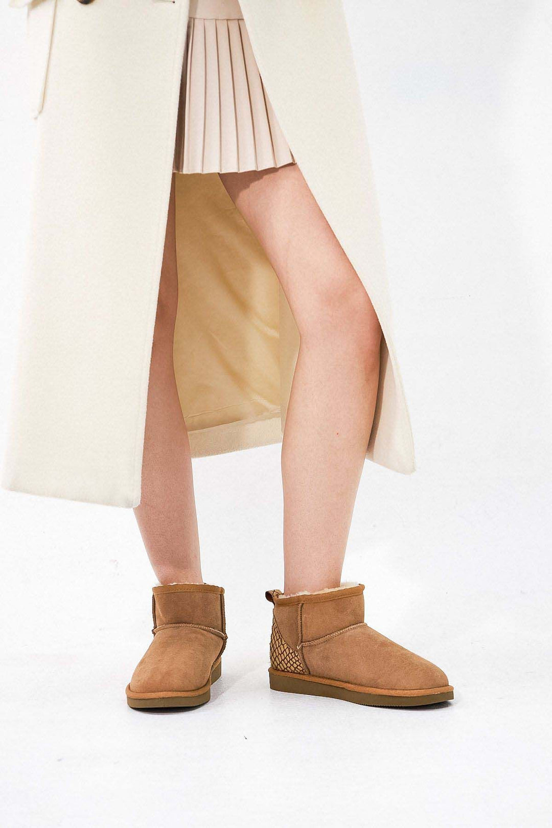 Pegia Heel Detailed Sheepskin Mini Boots 191145  - Chestnut