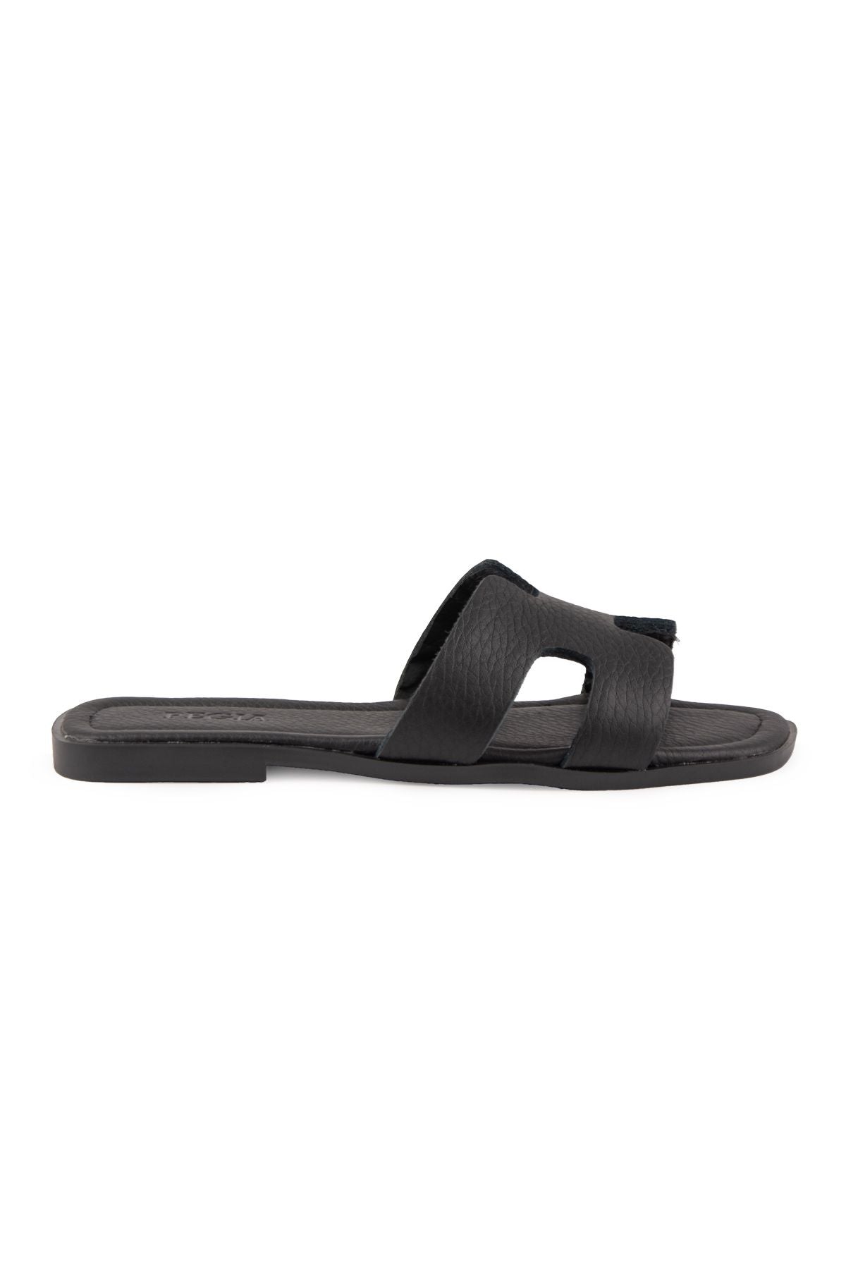 Pegia Vibe Women Leather Slippers 215540  - Black