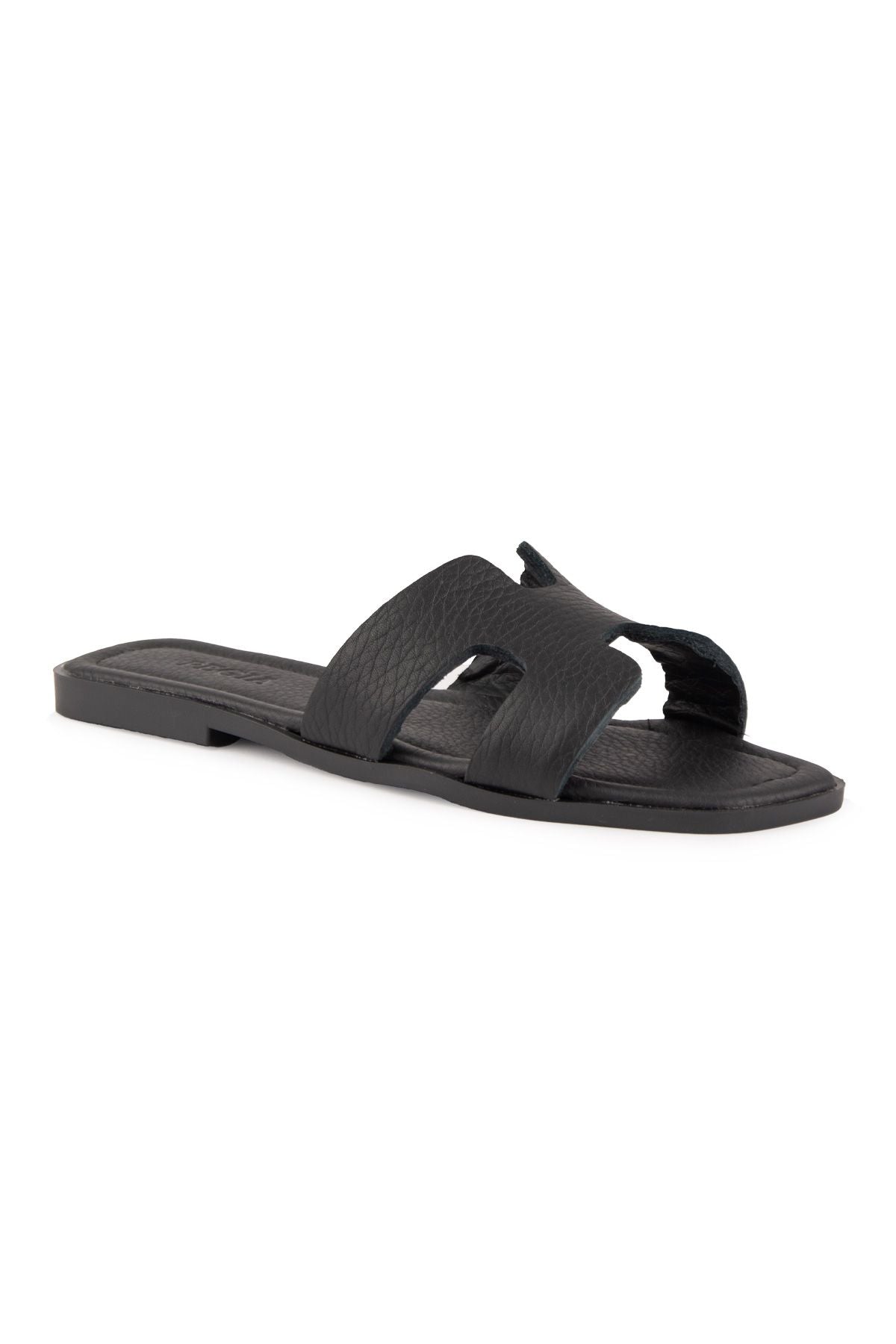 Pegia Vibe Women Leather Slippers 215540  - Black