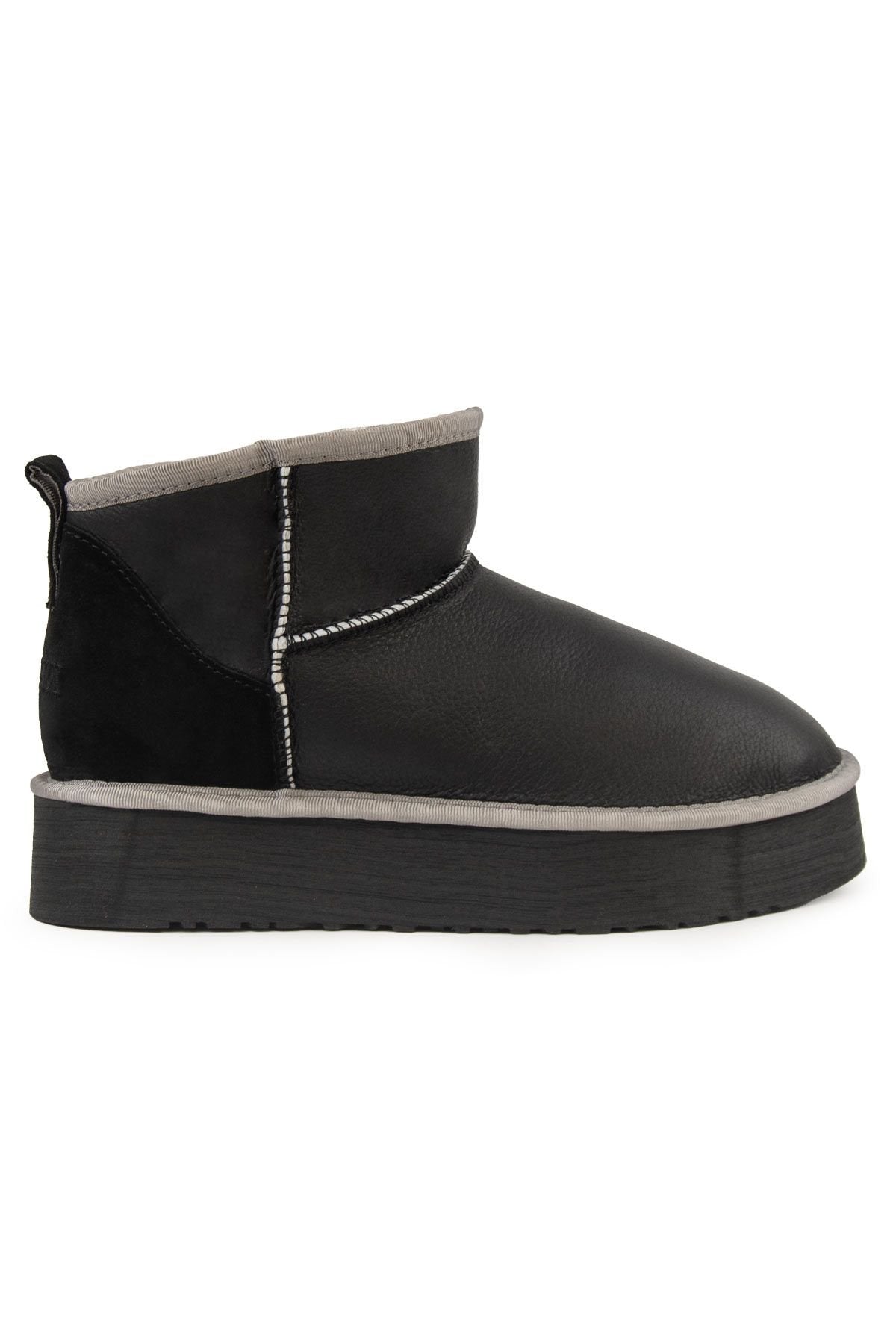 Pegia Women's Platform Leather Boots 191309  - Black