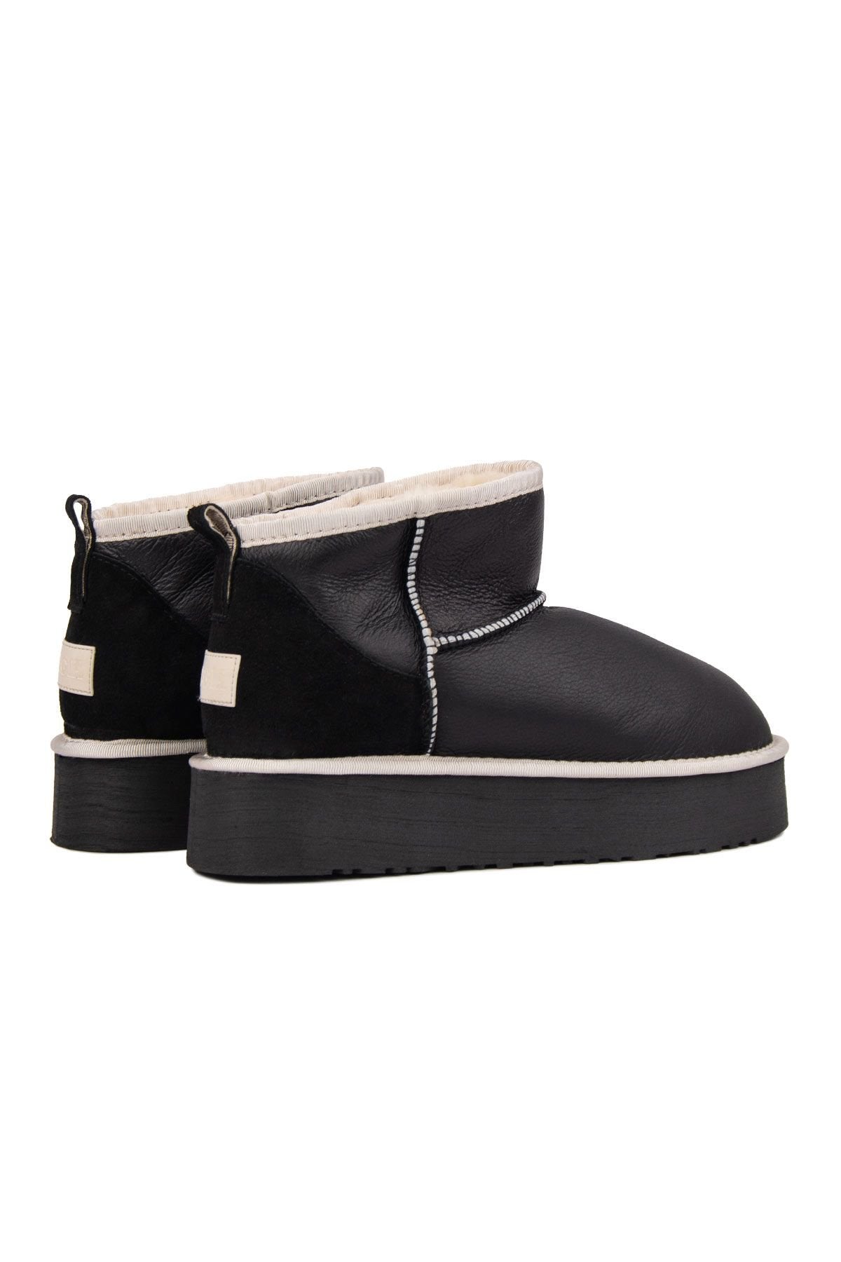 Pegia Women's Platform Leather Boots 191315  - Black