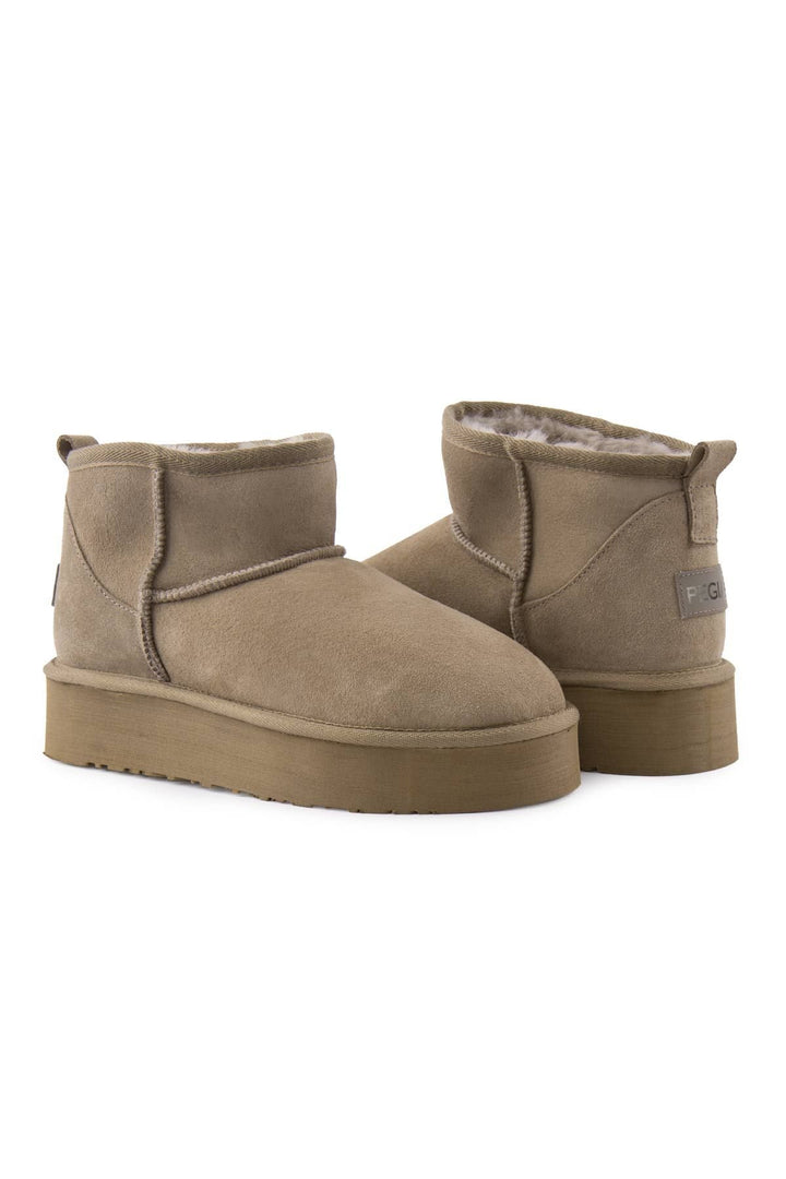 Pegia High Sole Shearling Women's Boots 191300  - Stone