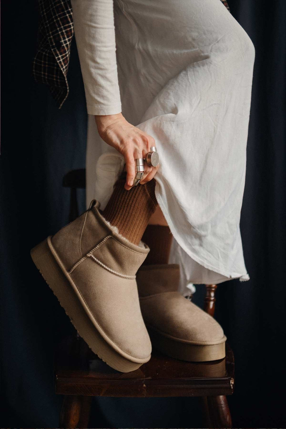 Pegia High Sole Shearling Women's Boots 191300  - Stone