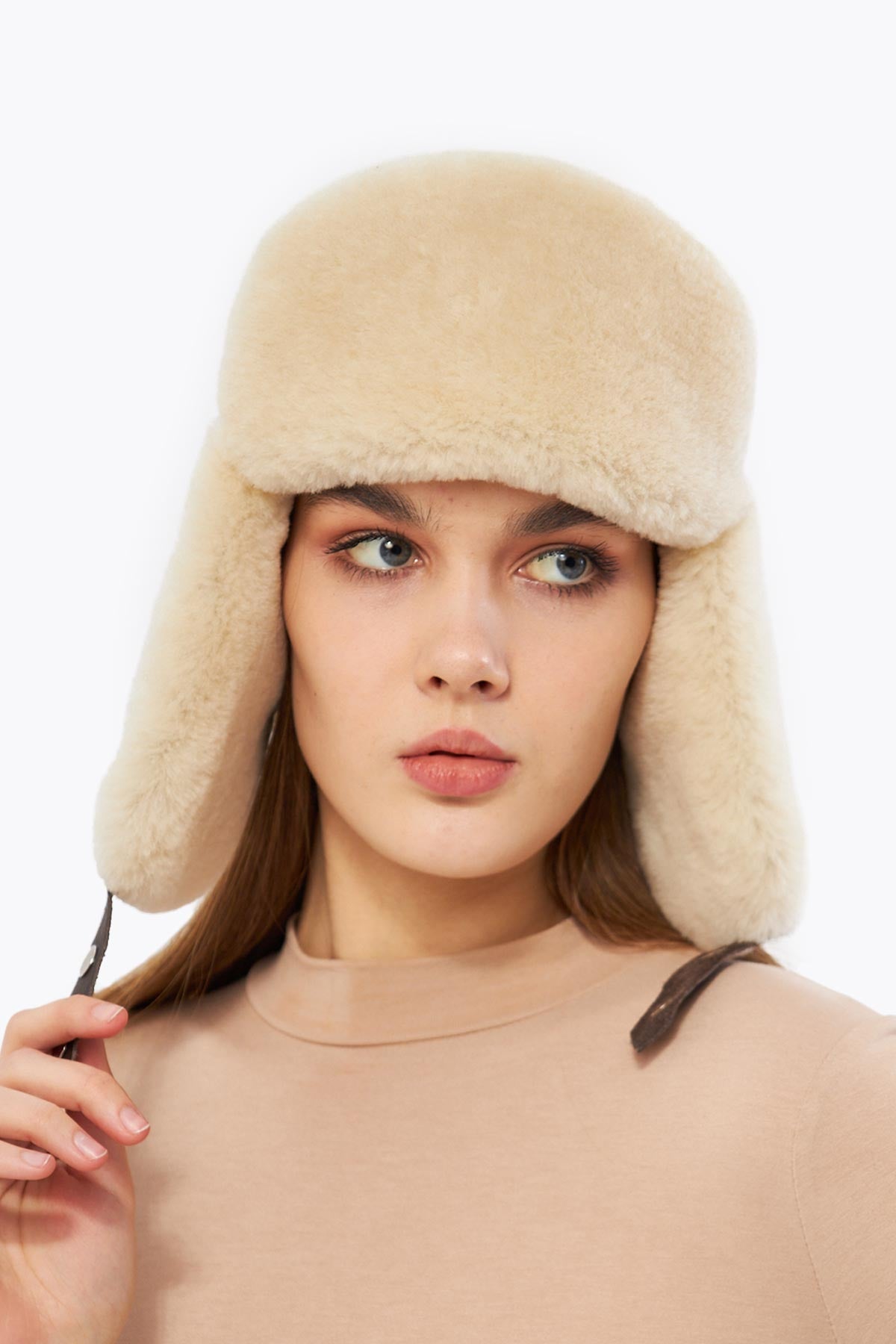 Pegia Hetta Sheepskin Unisex Adjustable Strap Aviator Hat