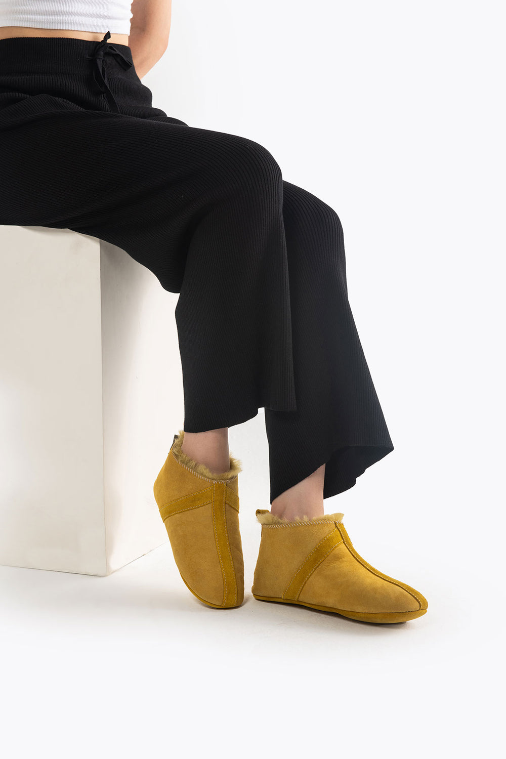 Pegia Homer Unisex Shearling Bootie Slippers - Pegia