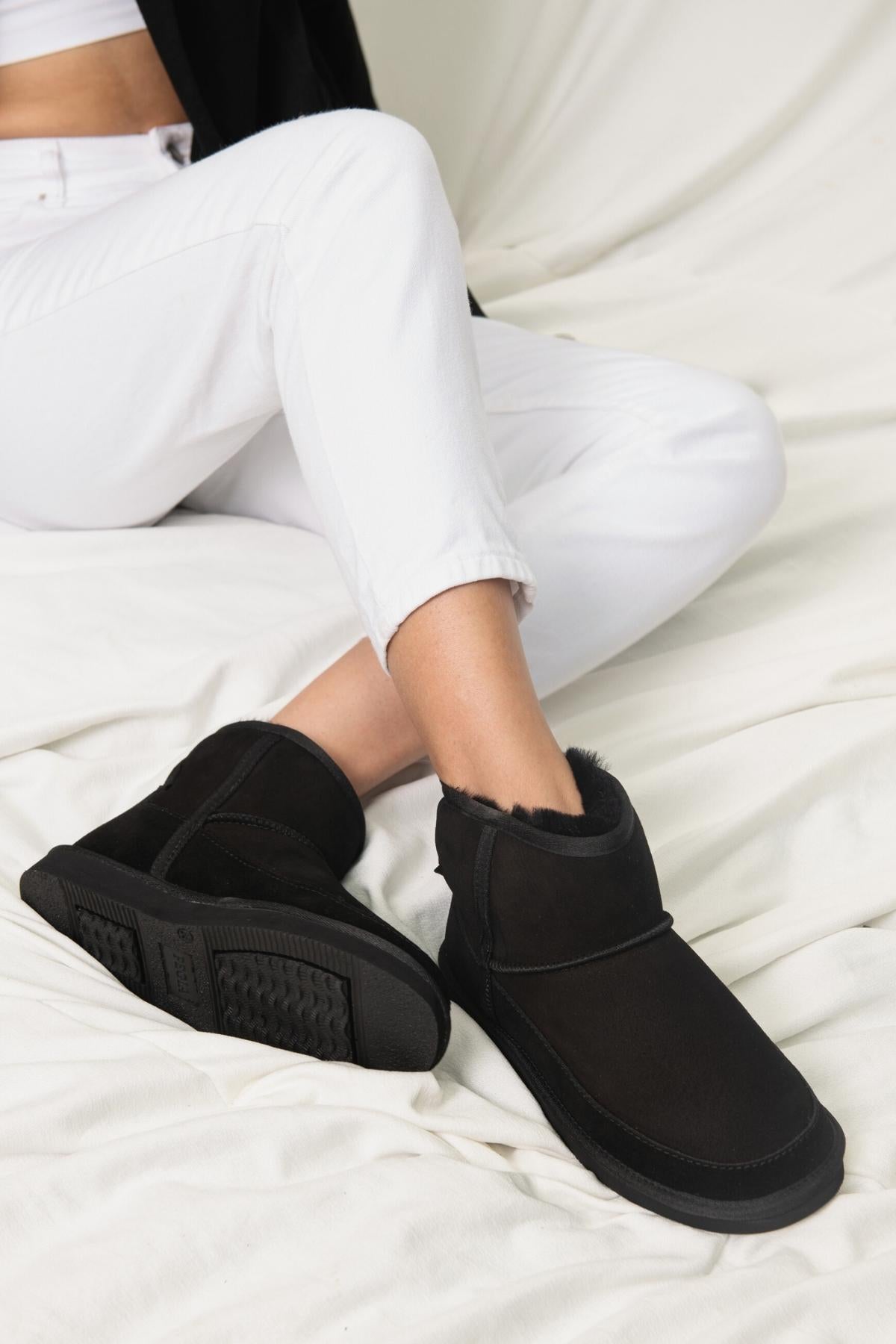 Pegia Lesa Genuine Suede Women's Mini Boots - Pegia