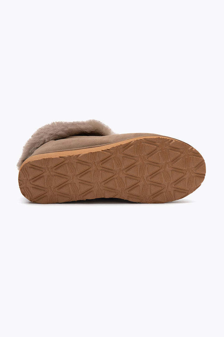 Pegia Moen Unisex Sheepskin Bootie Slippers - Pegia
