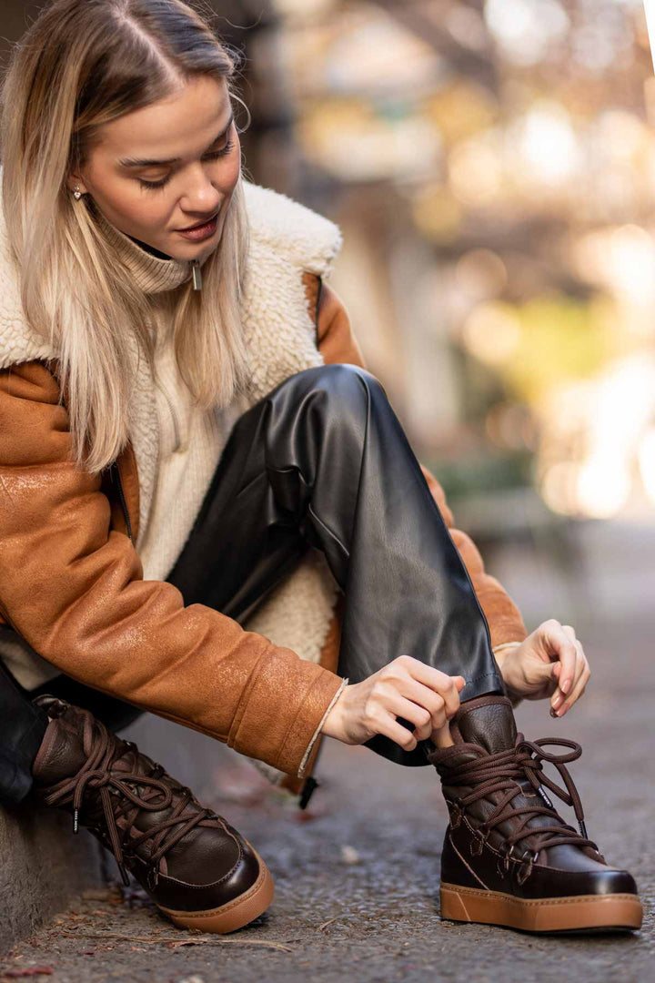 Cool Moon Lerida Genuine Leather Women's Sneaker Boots - Pegia