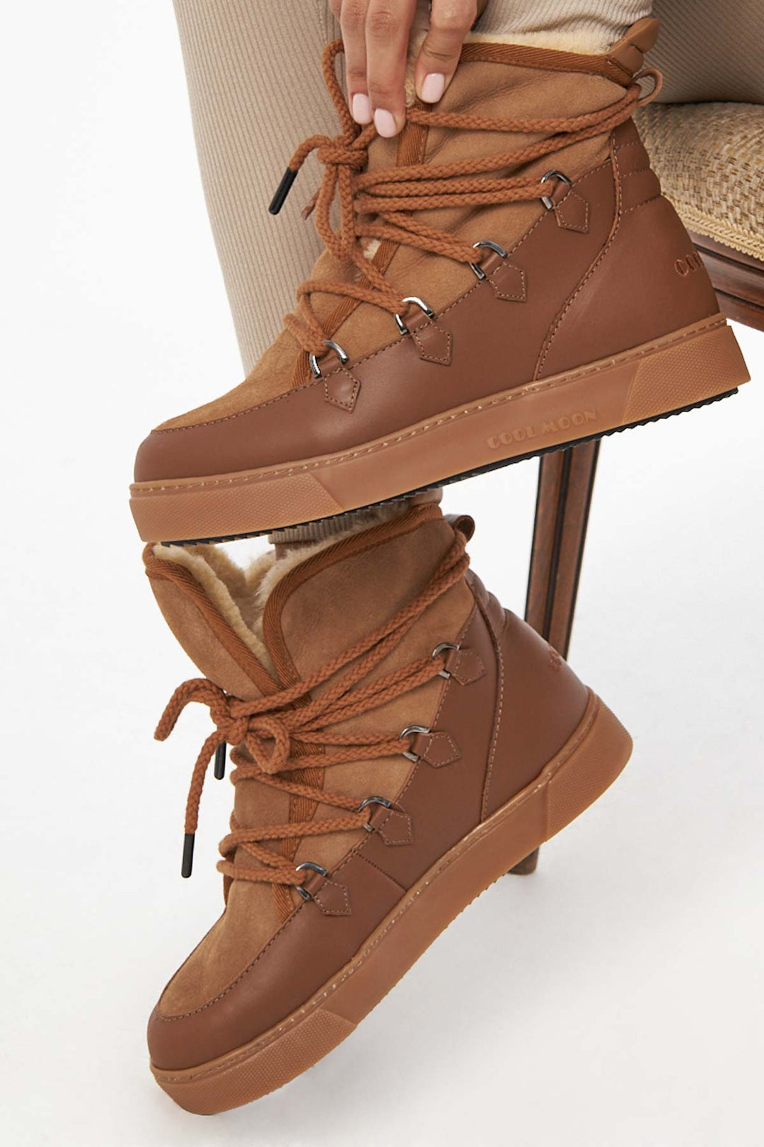 Cool Moon Luda Shearling Women's Sneaker Boots - Pegia