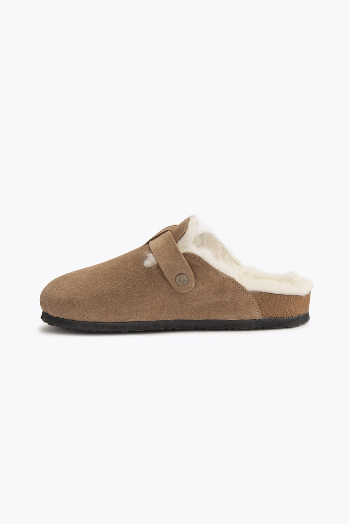 Pegia Moira Sheepskin Women's Clog Slippers - Pegia